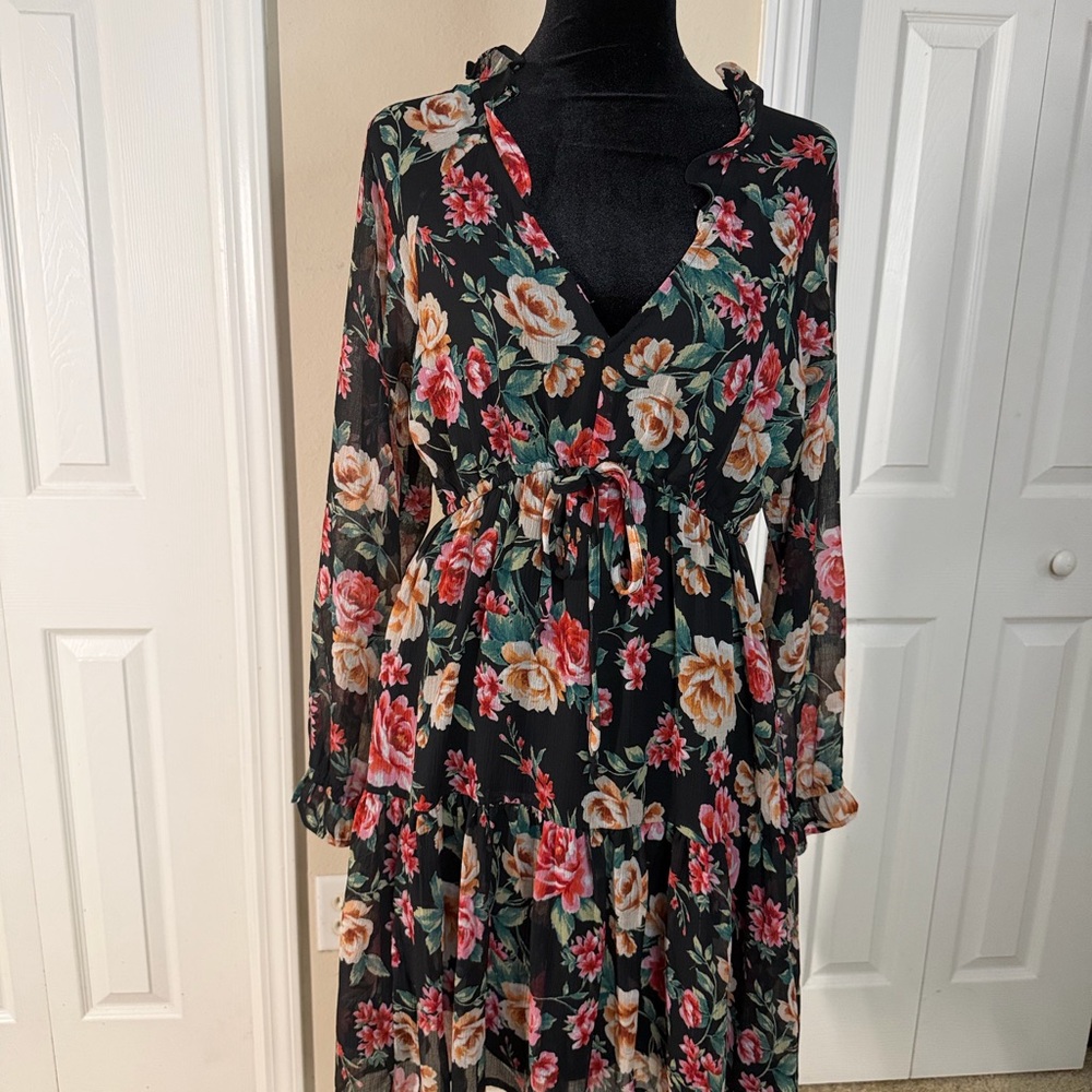 American Eagle Outfitters Black Floral Long Sleeve Dress